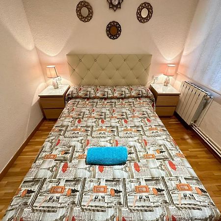 Habitaciones Acogedoras Barcelona Bagian luar foto
