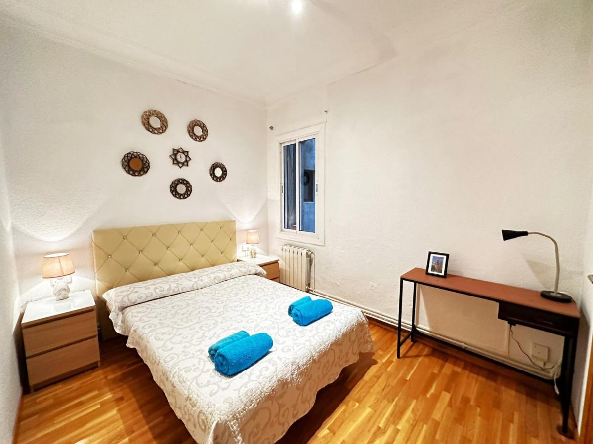 Habitaciones Acogedoras Barcelona Bagian luar foto
