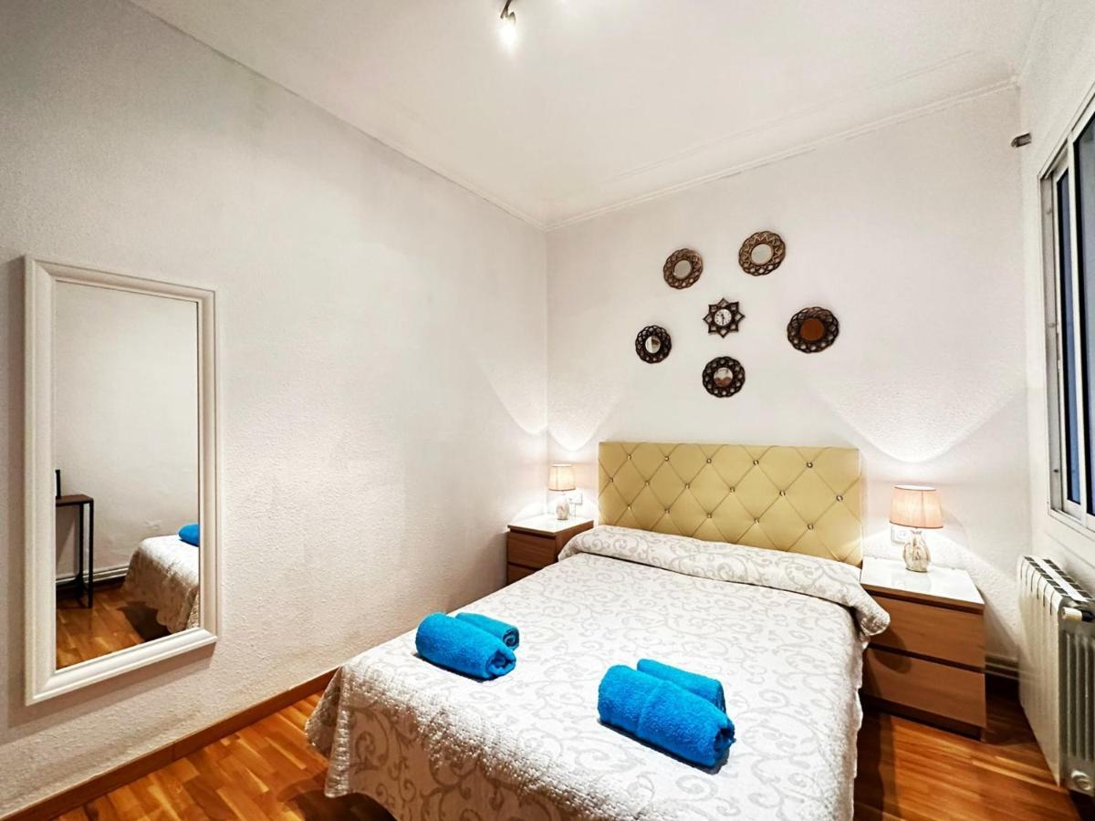 Habitaciones Acogedoras Barcelona Bagian luar foto